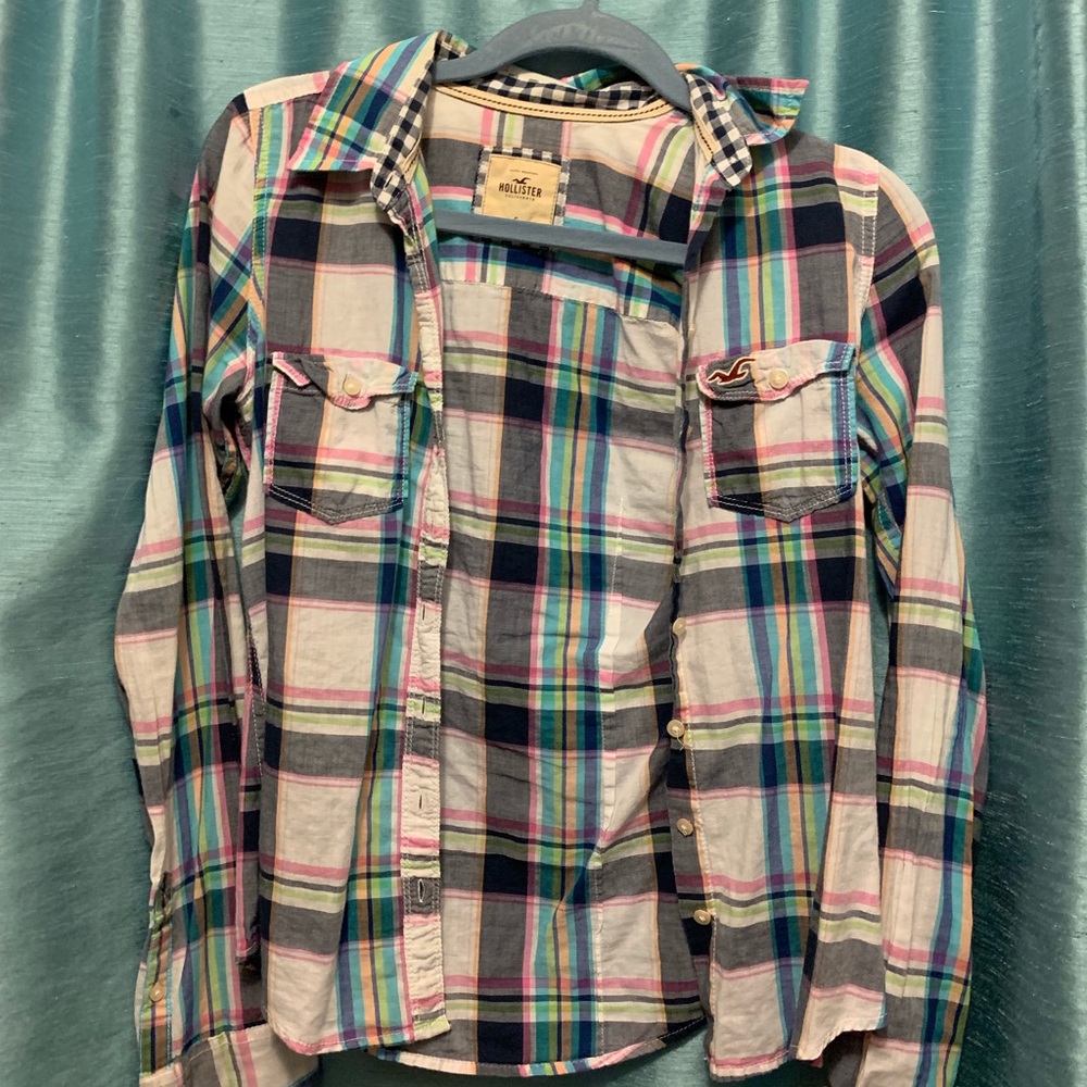 Hollister button down top